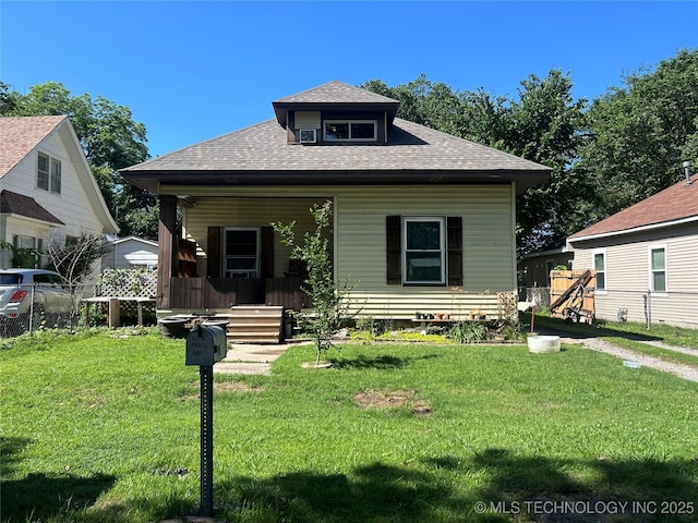 1611 Baltimore St, Muskogee, OK 74403 - view of front facade with covered porch and a shingled roof