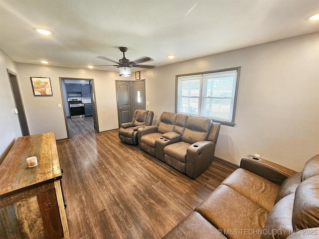 1306 E Shawnee St, Tahlequah, OK 74464 - living area with ceiling fan, wood finished floors, and recessed lighting