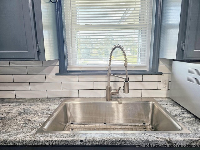 1306 E Shawnee St, Tahlequah, OK 74464 - kitchen view of tasteful backsplash