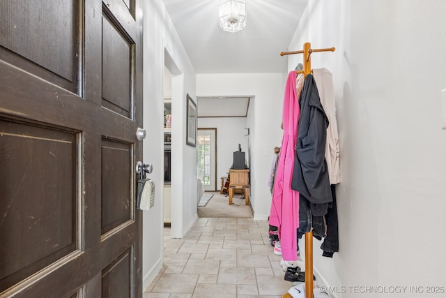 1110 S Division St, Sapulpa, OK 74066 - foyer entrance featuring baseboards