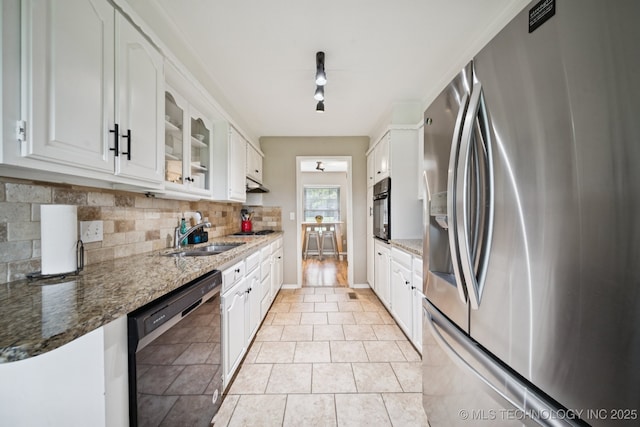 12350 E 138th St S, Broken Arrow, OK 74011 - kitchen with stainless steel refrigerator with ice dispenser, dishwashing machine, a sink, oven, and backsplash
