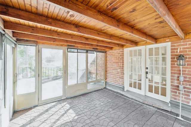 302 E 29th St, Tulsa, OK 74114 - unfurnished sunroom with beam ceiling