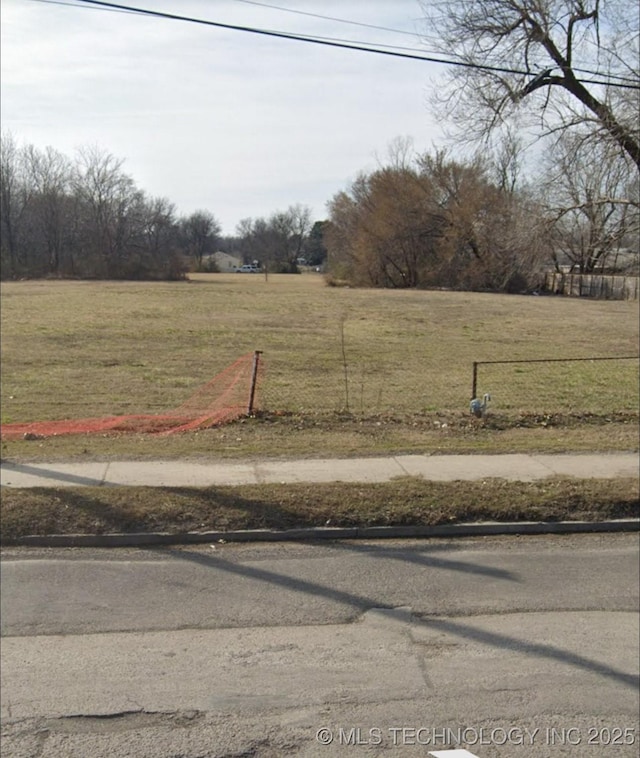 2240 E Apache St N, Tulsa, OK 74110
