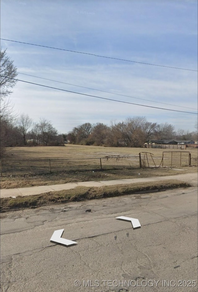 2240 E Apache St N, Tulsa, OK 74110