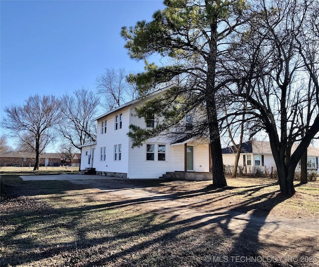 1423 E Walnut St, Cushing, OK 74023 - view of front facade