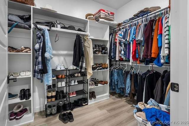 40 Wilson Pkwy, Durant, OK 74701 - spacious closet with wood finished floors