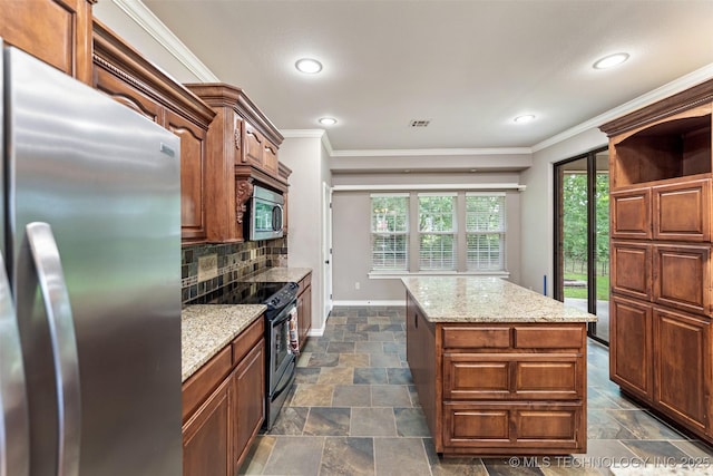 18932 Spring Creek Ln, Claremore, OK 74017 - kitchen featuring appliances with stainless steel finishes, stone finish floors, baseboards, a center island, and backsplash