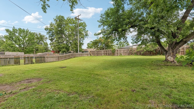 4964 SE Brookline Dr, Bartlesville, OK 74006 - view of fenced backyard