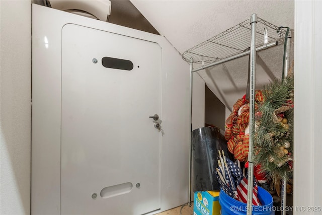 8562 Adams Creek Rd, Beggs, OK 74421 - interior space