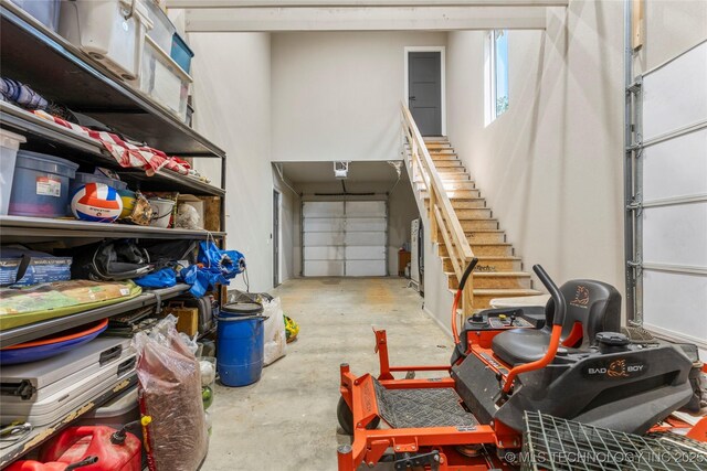 8562 Adams Creek Rd, Beggs, OK 74421 - view of garage