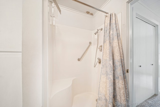 915 N Boudinot Ave, Dewey, OK 74029 - full bathroom featuring curtained shower