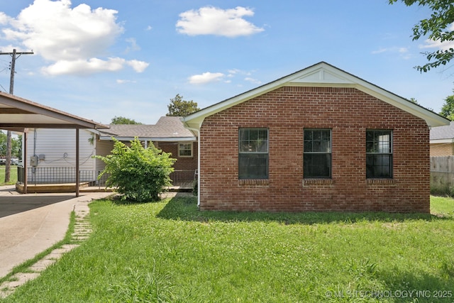 3218 S Kingston Ave, Tulsa, OK 74135 - view of side of property with brick siding