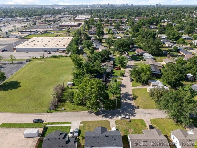 6210 E 17th St, Tulsa, OK 74112 - aerial view of property and surrounding area with nearby suburban area