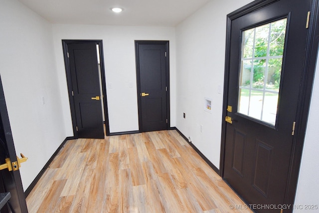 717 N Oklahoma Ave, Tahlequah, OK 74464 - foyer with light wood-style flooring, baseboards, and recessed lighting