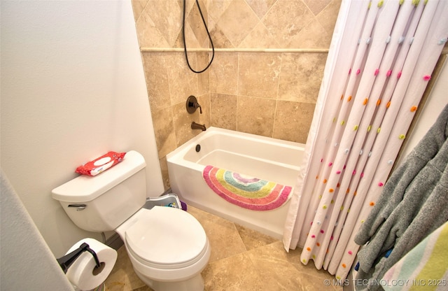 3704 River Bend Rd, Muskogee, OK 74403 - bathroom featuring toilet, shower / tub combo, and tile patterned flooring