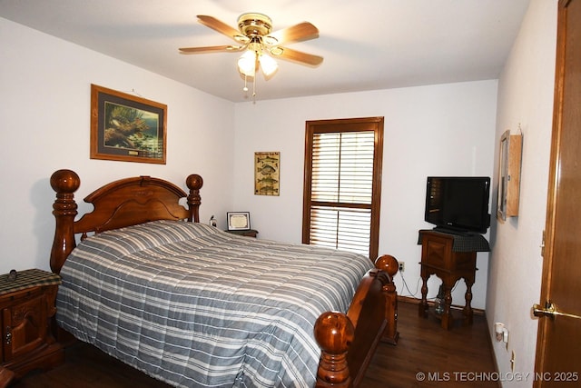 990 Turney Ave, Tahlequah, OK 74464 - bedroom featuring dark wood-style floors and ceiling fan