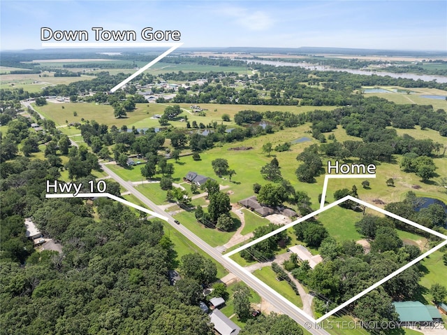 800 N Hwy 10, Gore, OK 74435 - aerial overview of property's location featuring property boundaries highlighted and a large body of water