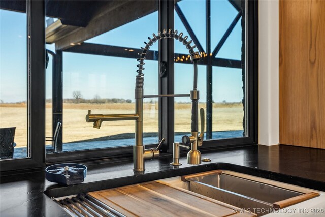 35795 E 231st St S, Porter, OK 74454 - kitchen view of dark countertops