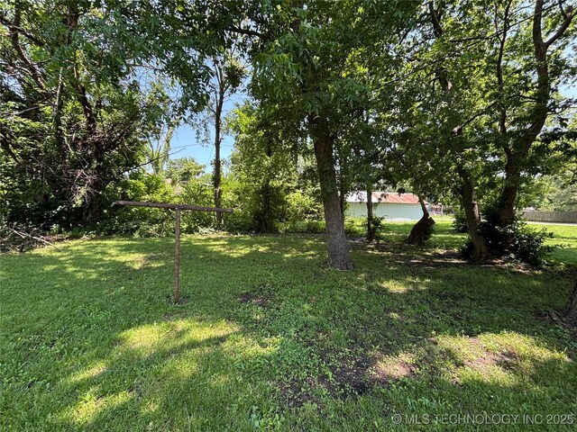 307 S Lee Ave, Wagoner, OK 74467 - photo 12