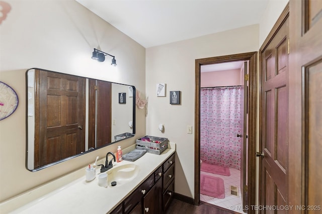 22547 S Dogwood Ct, Claremore, OK 74019 - full bathroom with vanity