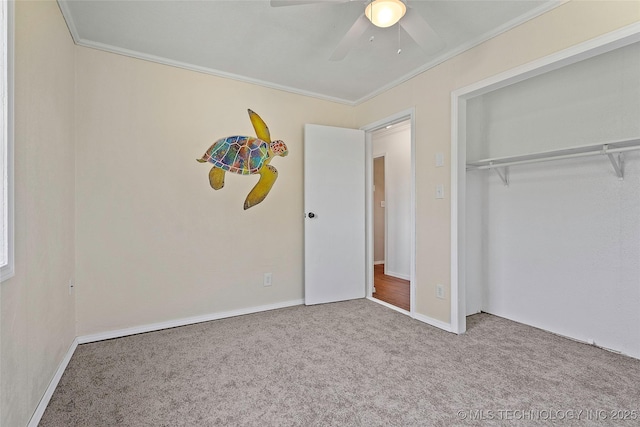 1822 Abner Rd, Overbrook, OK 73453 - unfurnished bedroom with carpet, crown molding, a ceiling fan, baseboards, and a closet