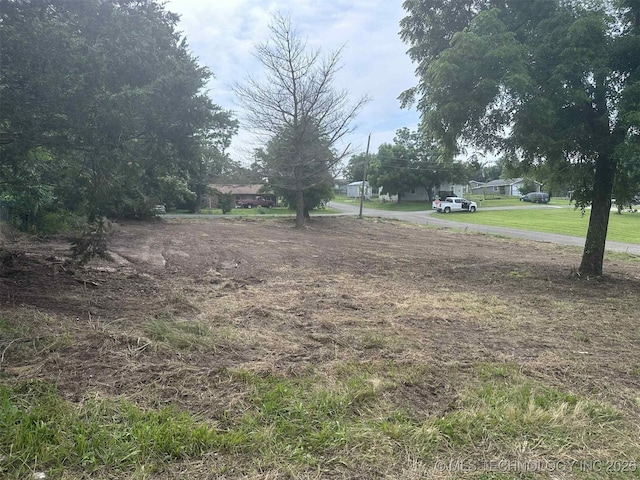 815 S Cherokee St, Locust Grove, OK 74352