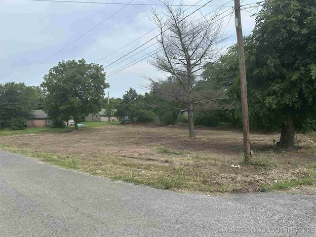 815 S Cherokee St, Locust Grove, OK 74352