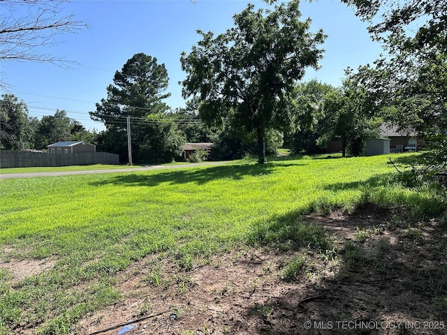 815 S Cherokee St, Locust Grove, OK 74352 - photo 4