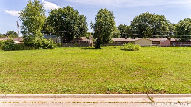 408 W 7th St, Dewey, OK 74029