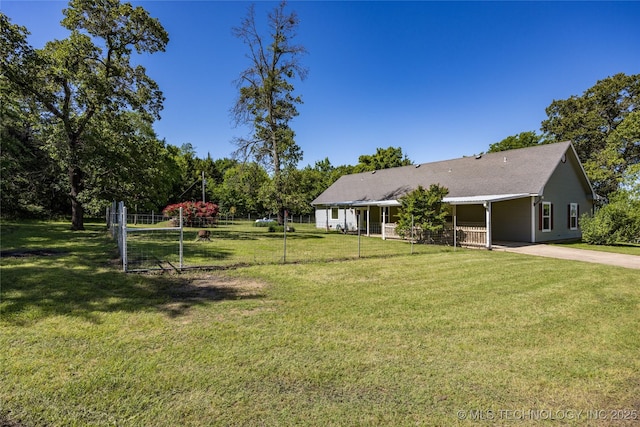3127 Pleasant Hill Rd, Caddo, OK 74729 - view of yard featuring driveway