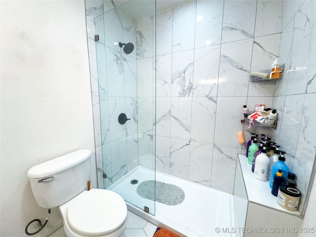 8722 E 74th Pl, Tulsa, OK 74133 - bathroom with a tile shower and toilet