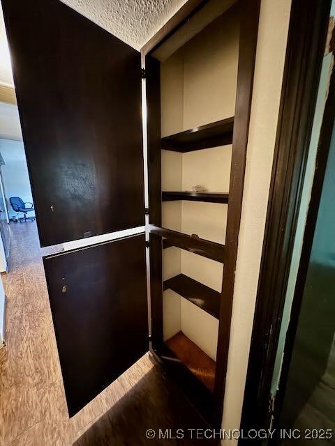 1822 N Xenophon Ave, Tulsa, OK 74127 - view of closet