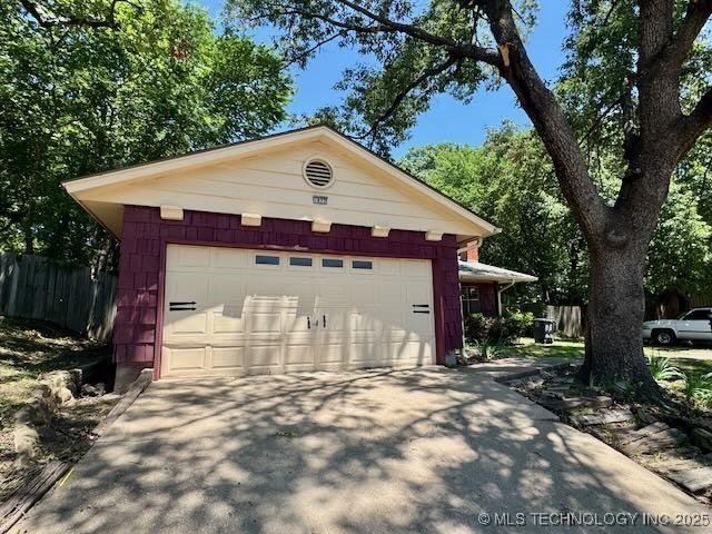 1822 N Xenophon Ave, Tulsa, OK 74127 - view of detached garage