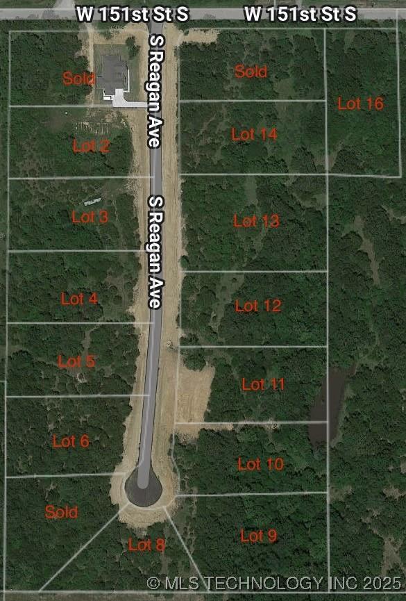 585 S Reagan Ave, Kellyville, OK 74039