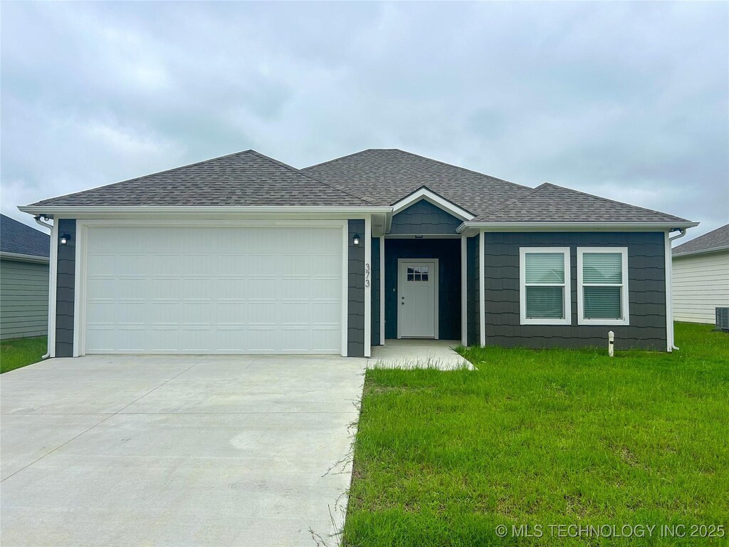 373 Worth Ave, Durant, OK 74701 - photo 1