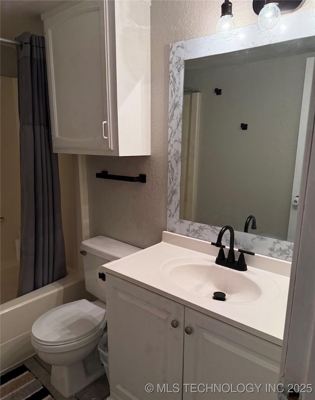 7817 N 122nd E Ave, Owasso, OK 74055 - full bath featuring a textured wall, vanity, and shower / bath combination with curtain