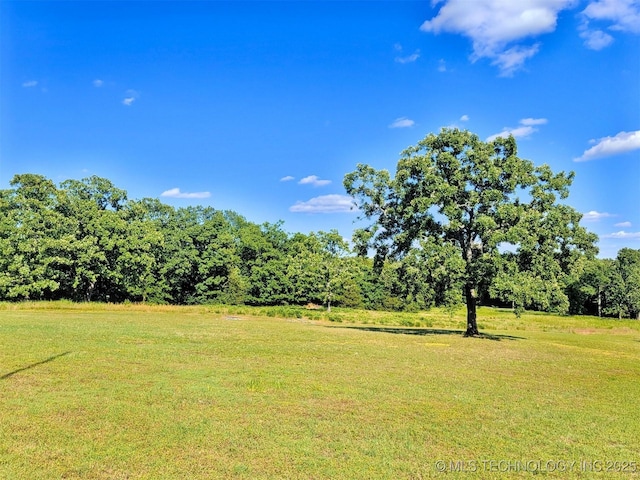 17978 W Stone Chapel Rd, Tahlequah, OK 74464 - view of green lawn