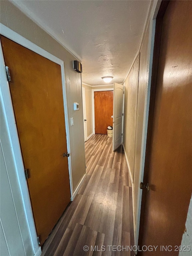 1503 Hillcrest, Durant, OK 74701 - hall with wood finished floors and baseboards