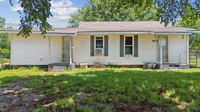 525 S 3rd Ave, Hallett, OK 74034 - view of front facade featuring roof with shingles