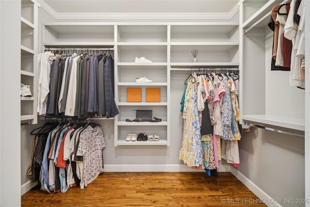 1617 S St Louis Ave, Tulsa, OK 74120 - spacious closet featuring wood finished floors