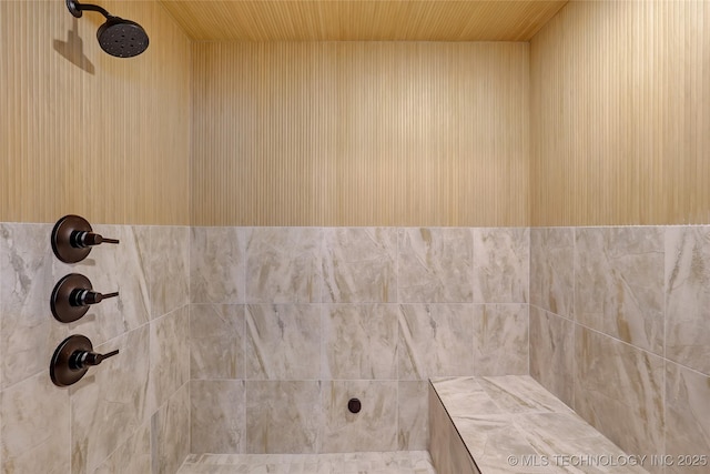 2227 E 26th Pl, Tulsa, OK 74114 - full bathroom featuring a tile shower