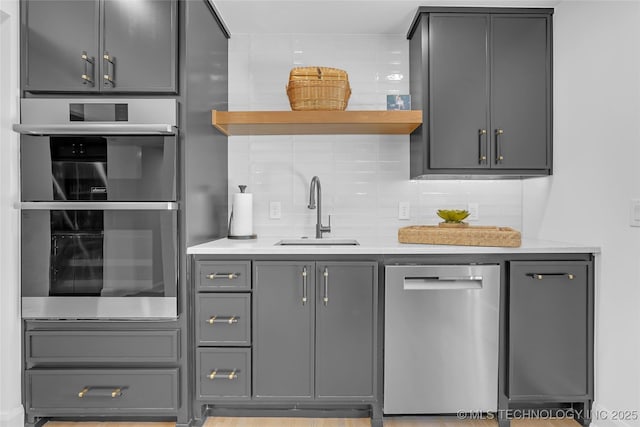 2227 E 26th Pl, Tulsa, OK 74114 - indoor wet bar featuring appliances with stainless steel finishes and backsplash