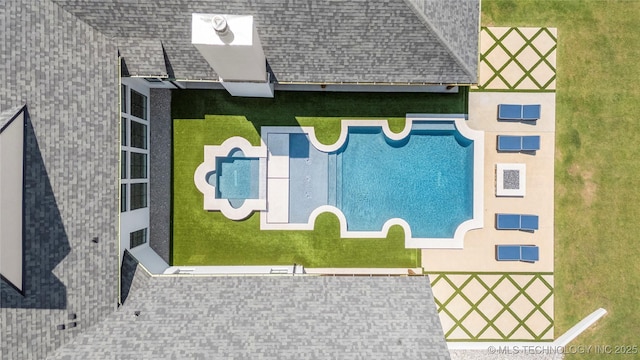 3207 E 44th St, Tulsa, OK 74105 - bird's eye view of a pool area