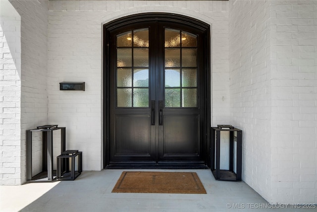3207 E 44th St, Tulsa, OK 74105 - property entrance featuring french doors