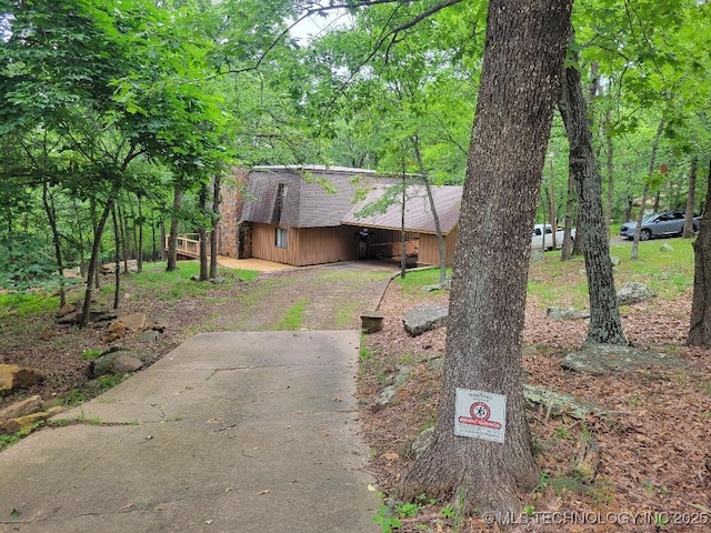 1296 Robin Hood Rd, Eufaula, OK 74432 - view of front of home with a shingled roof
