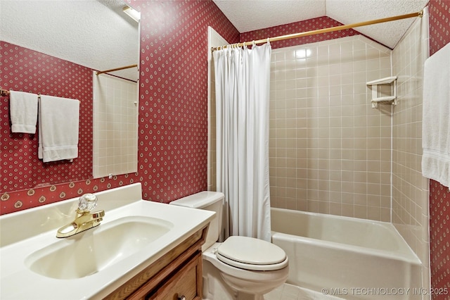 8609 S Joplin Ave, Tulsa, OK 74137 - bathroom with a textured ceiling, vanity, shower / bath combo, wallpapered walls, and vaulted ceiling