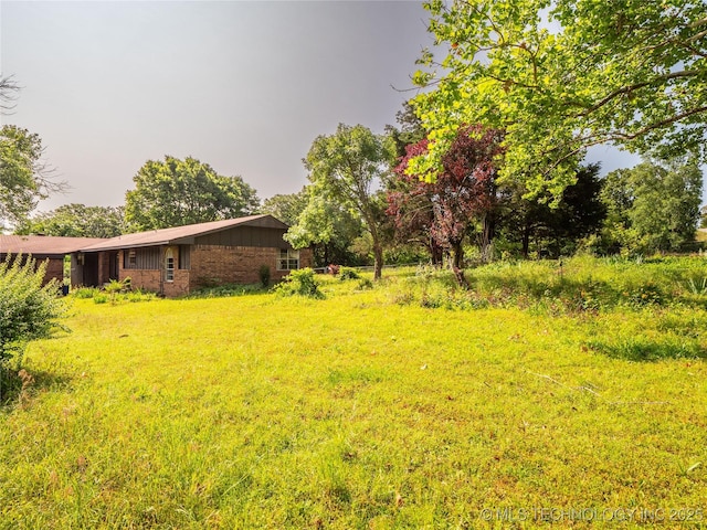 1015 Diehl Ln, Hartshorne, OK 74547 - view of yard