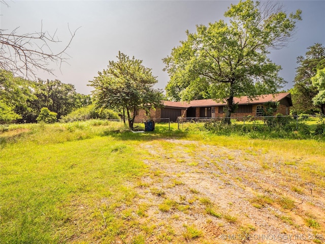 1015 Diehl Ln, Hartshorne, OK 74547 - view of yard