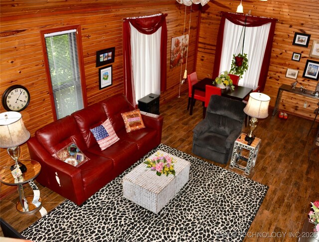 1409 N 5th St, Henryetta, OK 74437