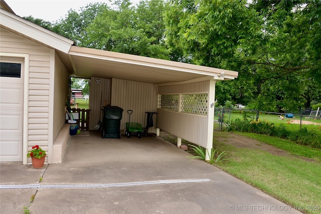 1409 N 5th St, Henryetta, OK 74437
